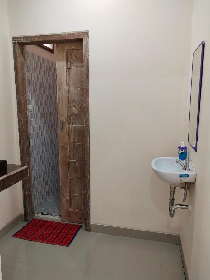 Lidah Lokal Guest House Singaraja Exterior photo