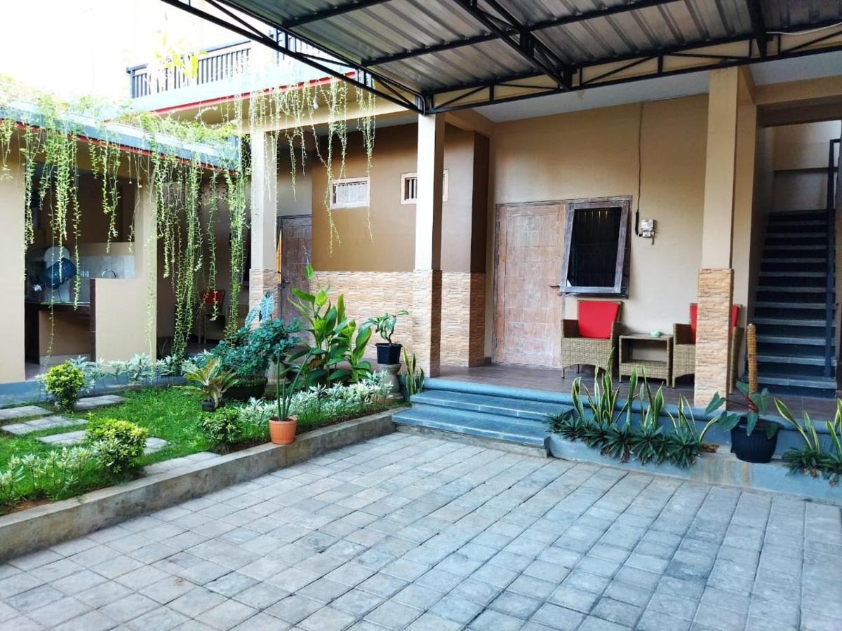 Lidah Lokal Guest House Singaraja Exterior photo