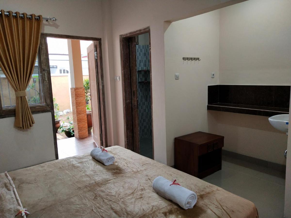 Lidah Lokal Guest House Singaraja Exterior photo